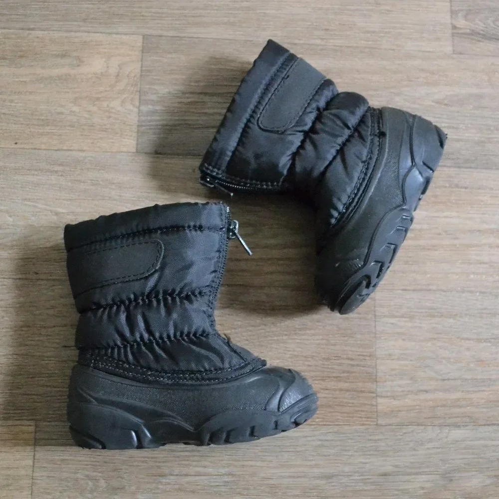 Kamik Black Insulated Waterproof Snow Boot Unisex Size 6